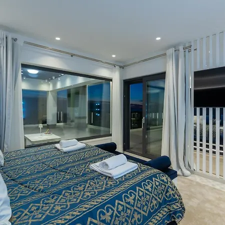 Villa Sara With Sea View *